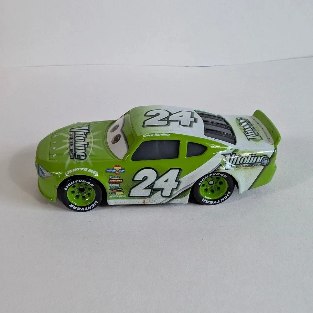 Disney Pixar Cars Mattel Brick Yardley Vitoline 24 Next Gen Diecast Car Green